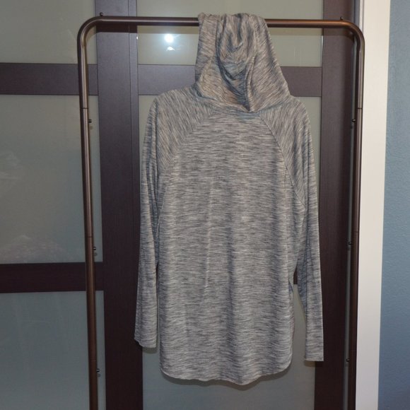 Sweater - Picture 3 of 4